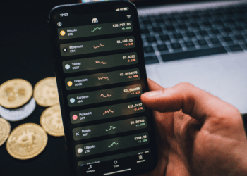 What is the most powerful Forex strategy?